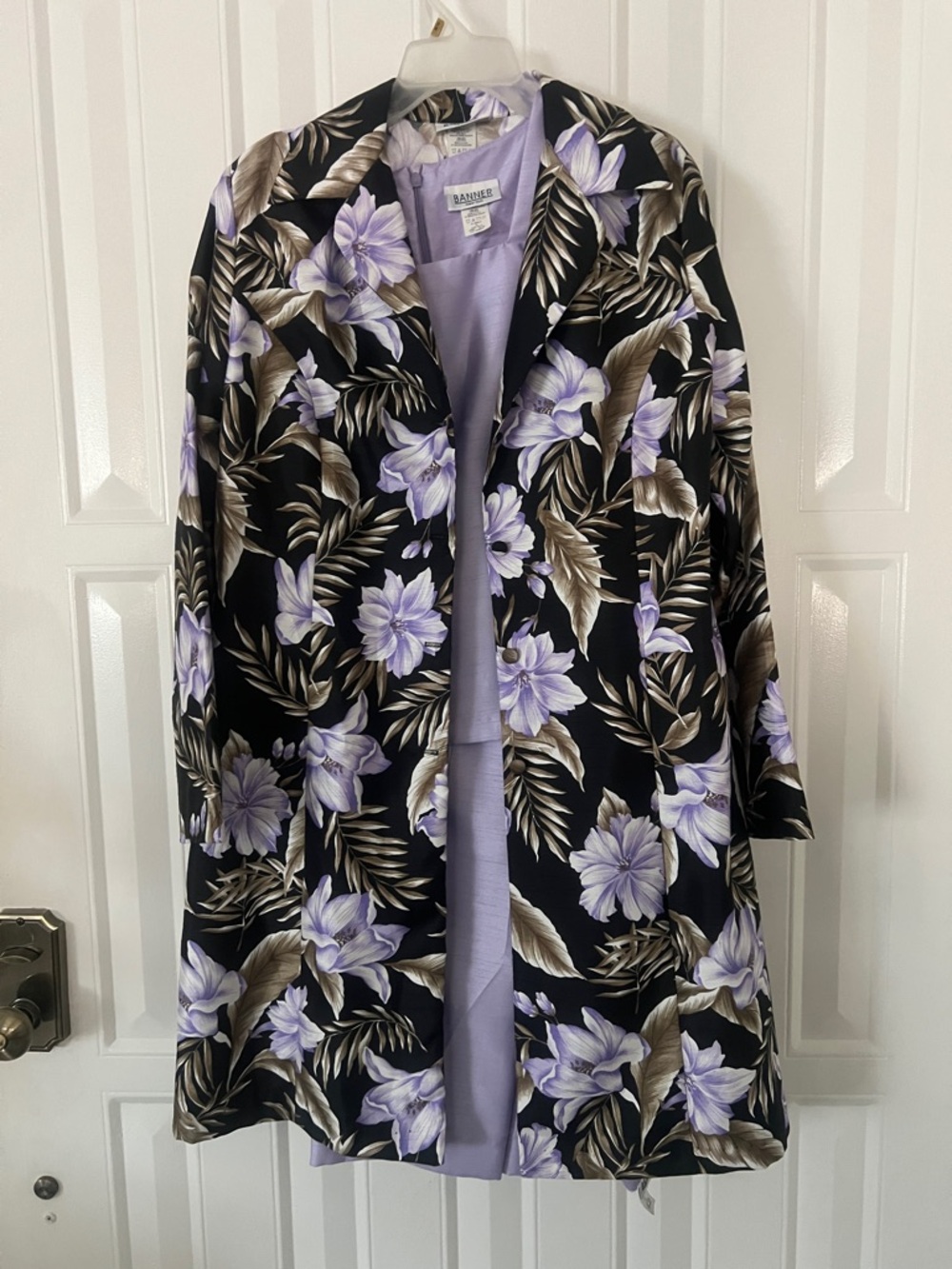 NEW 3- piece BANNER NEW YORK Floral Black & Lavender, jacket, top, pants size14